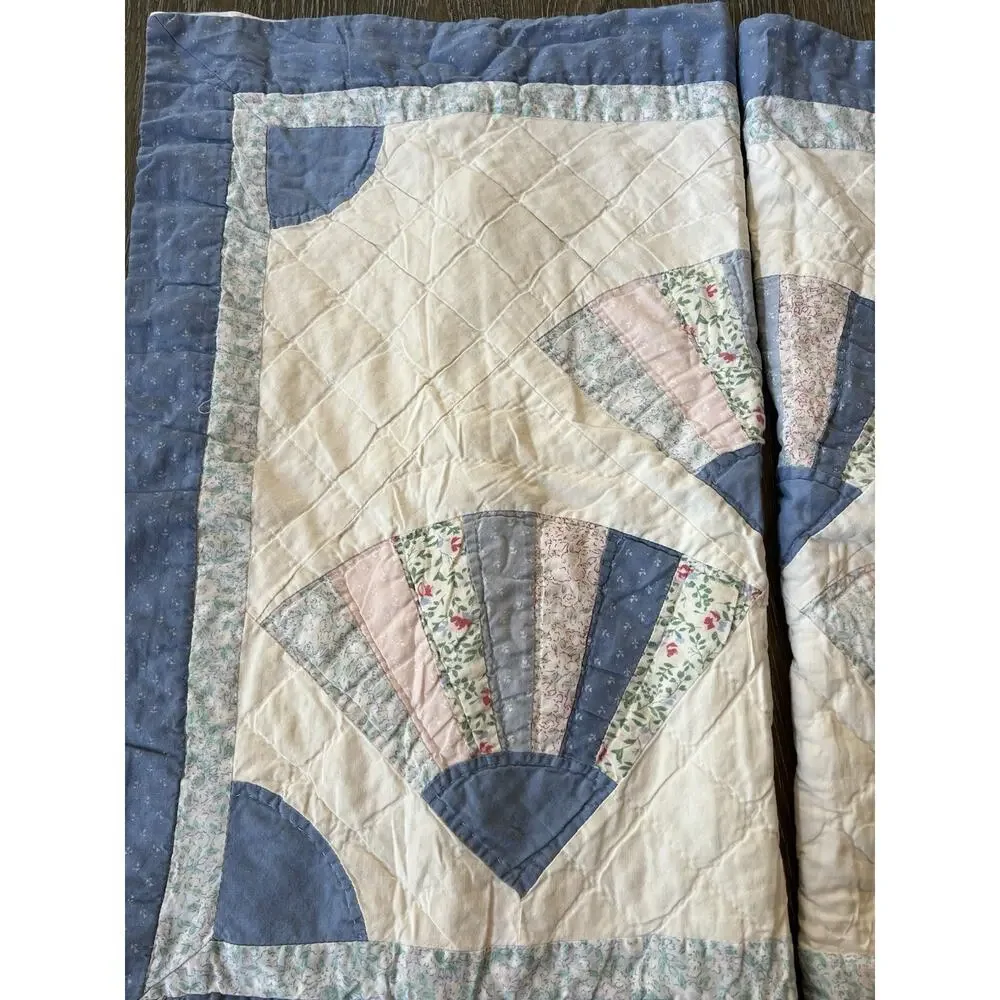 VTG Quilted Patchwork Pillow Shams Set Of 2 Hand Stitched‎ Queen Fan Print